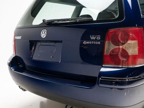 Used 2004 Volkswagen Passat W8 AWD/4WD image 59