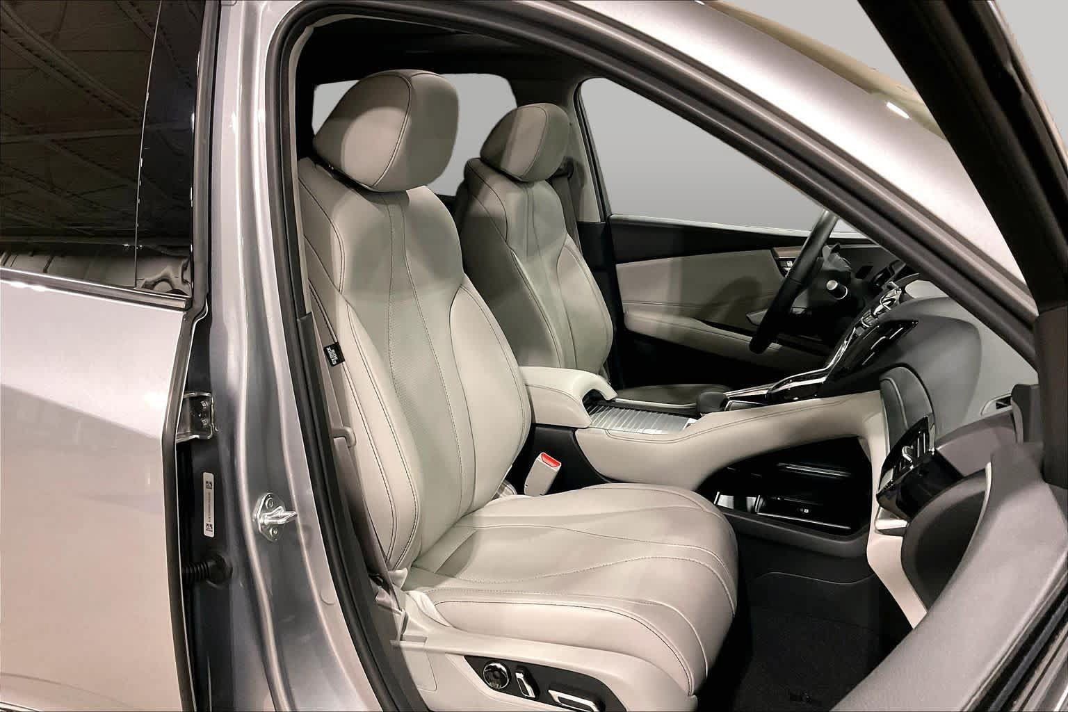 Certified 2023 Acura RDX w/ Technology Package AWD/4WD image 9