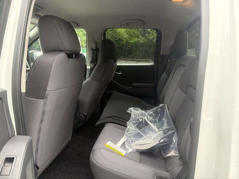 New 2026 Nissan Frontier SV w/ Tow Package RWD image 9