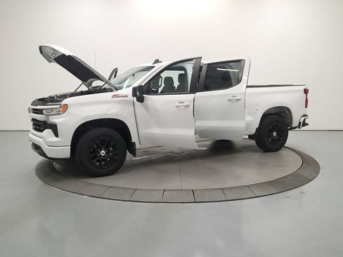 Used 2024 Chevrolet Silverado 1500 RST w/ Z71 Off-Road Package AWD/4WD image 13
