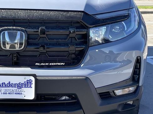 New 2026 Honda Ridgeline Black Edition image 7