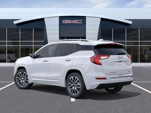New 2024 GMC Terrain Denali AWD/4WD image 3