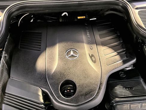 Used 2024 Mercedes-Benz GLE 450 4MATIC image 31
