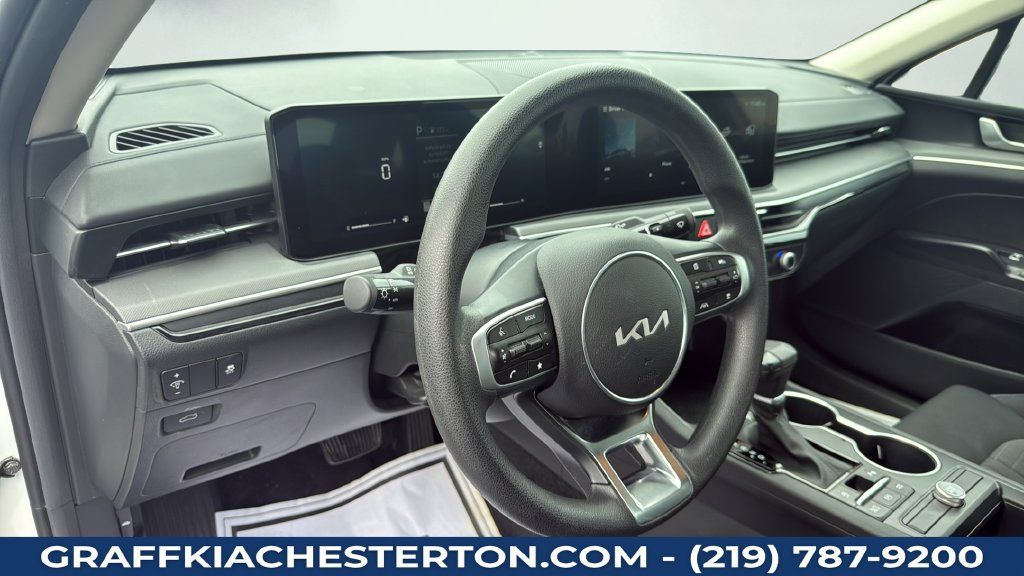 Used 2026 Kia K5 LXS FWD image 29