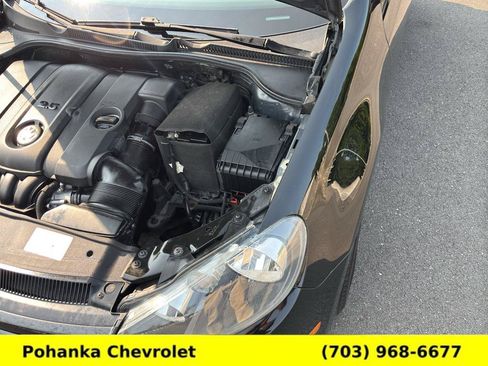 Used 2012 Volkswagen Golf 2-Door FWD image 29