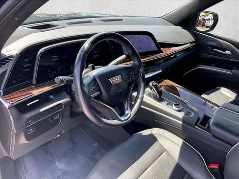 Used 2023 Cadillac Escalade Premium Luxury RWD image 14