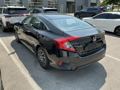 Used 2017 Honda Civic LX image 9
