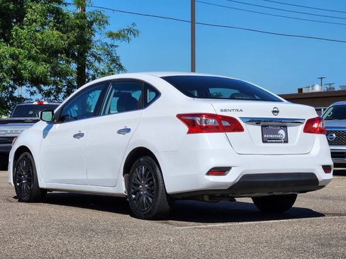 Used 2019 Nissan Sentra S FWD image 10