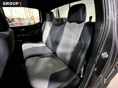 Used 2020 Toyota Tacoma TRD Off-Road image 20