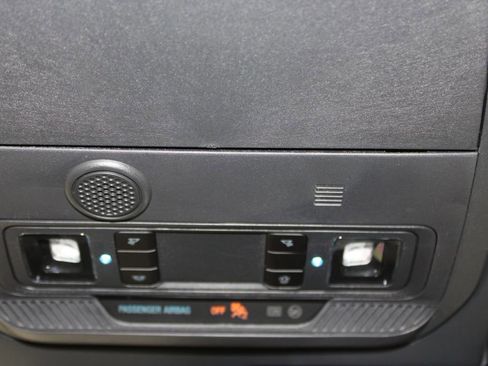 New 2025 Ford Bronco 4-Door image 38