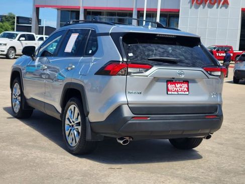 Certified 2024 Toyota RAV4 XLE Premium image 5