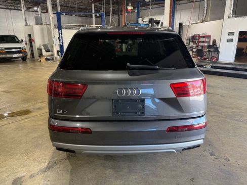 Used 2019 Audi Q7 3.0T Premium Plus AWD/4WD image 3