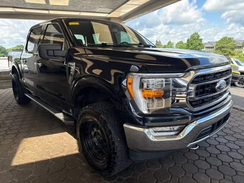 Used 2021 Ford F150 XLT w/ Equipment Group 302A High AWD/4WD image 4