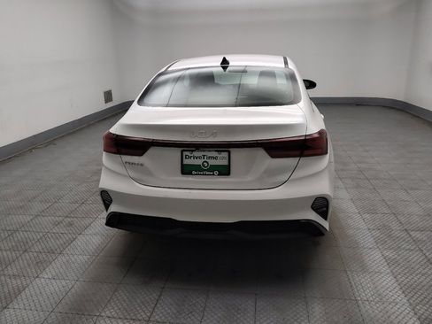 Used 2024 Kia Forte LXS FWD image 7