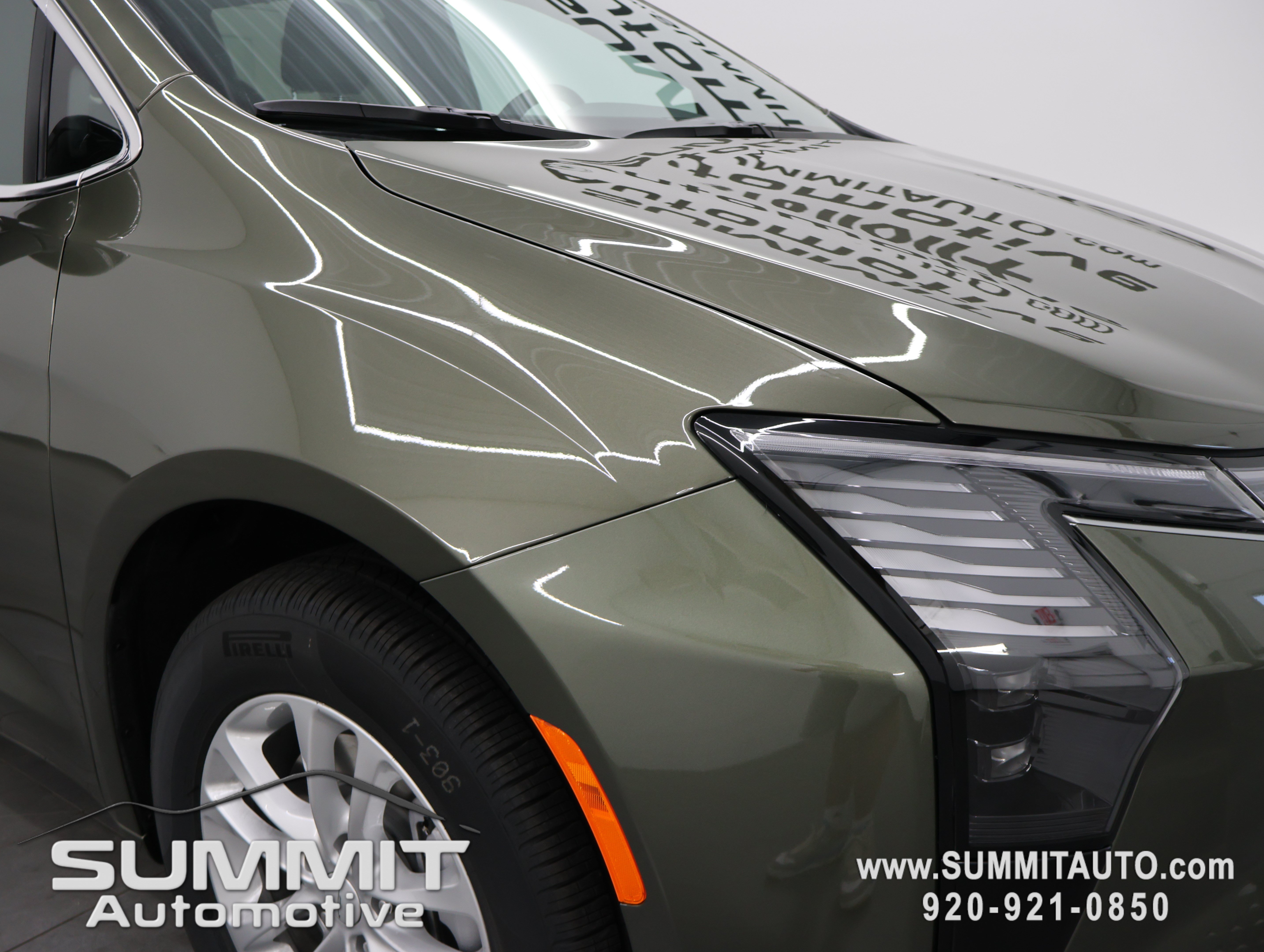 New 2027 Chrysler Pacifica Select AWD/4WD image 24