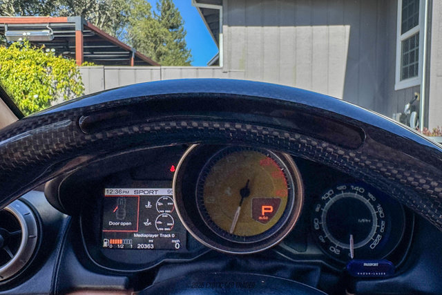 Used 2013 Ferrari California RWD image 37