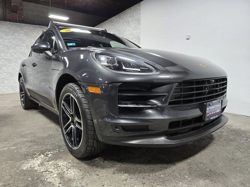 Used 2021 Porsche Macan S image 4