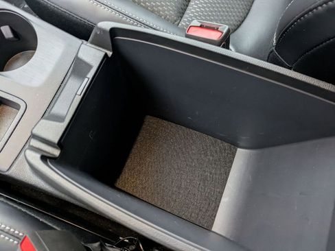 New 2024 Ford Escape SE image 36