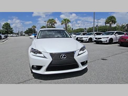 Used 2016 Lexus IS 300 AWD image 35