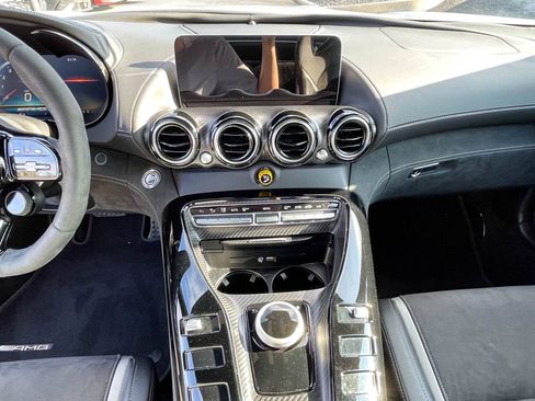Used 2020 Mercedes-Benz AMG GT R w/ Exclusive Interior Package image 12