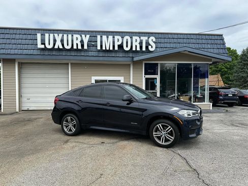 Used 2019 BMW X6 xDrive35i w/ M Sport Package AWD/4WD image 3
