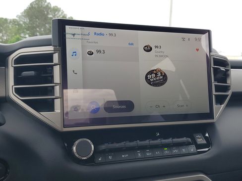 New 2026 Toyota Tundra Limited AWD/4WD image 25