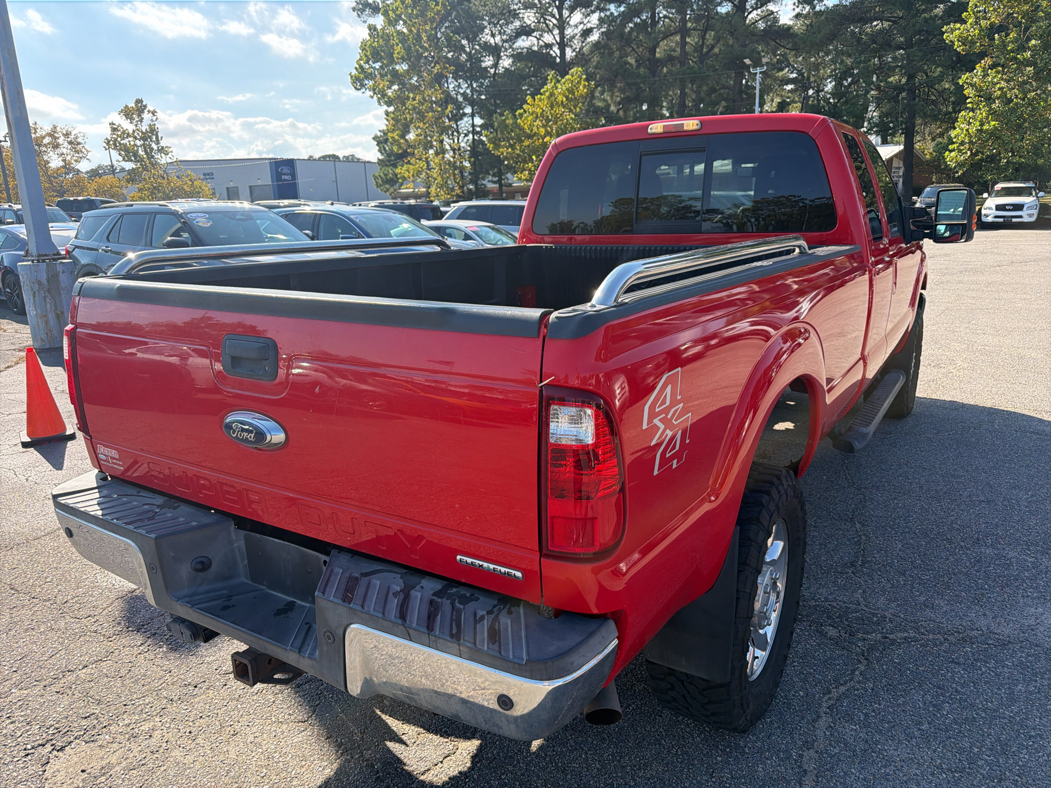 Used 2016 Ford F350 Lariat AWD/4WD image 5