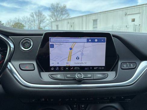 Used 2019 Chevrolet Blazer LT w/ Sun and Wheels Package image 24