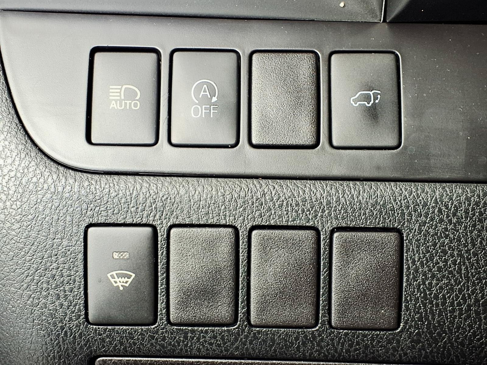 Used 2019 Toyota Highlander XLE FWD image 15