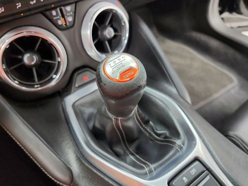 Used 2016 Chevrolet Camaro SS RWD image 27