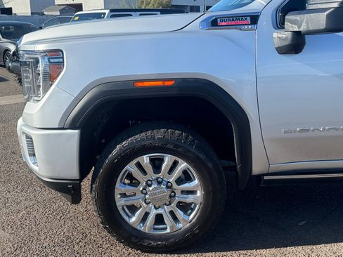 Used 2022 GMC Sierra 3500 Denali w/ Denali Ultimate Package image 10