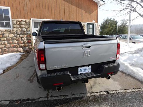 Certified 2023 Honda Ridgeline Sport image 5
