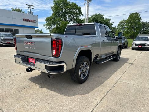 Used 2025 GMC Sierra 2500 SLE w/ SLE Value Package; AWD/4WD image 3