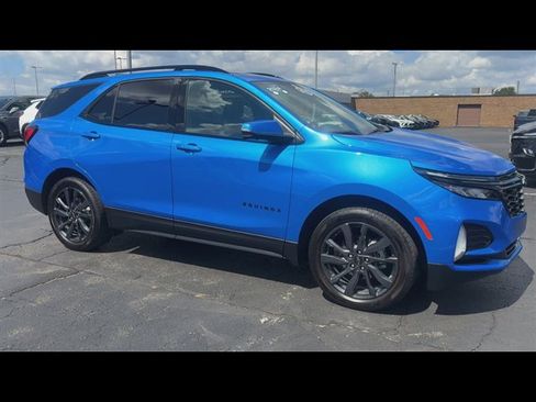 Certified 2024 Chevrolet Equinox RS w/ RS Leather Package AWD/4WD image 2