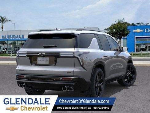 New 2026 Chevrolet Traverse RS w/ LPO, Floor Liner Package image 4