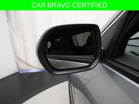 Certified 2026 Chevrolet Traverse LT AWD/4WD image 26