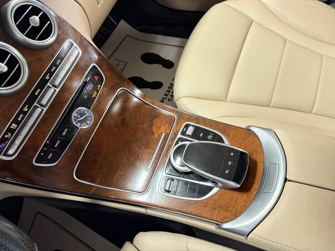 Used 2015 Mercedes-Benz C 300 4MATIC Sedan image 30