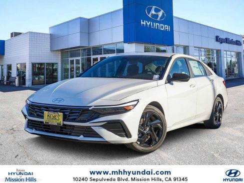 New 2026 Hyundai Elantra SEL Sport Premium image 1