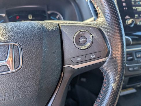 Certified 2022 Honda Pilot TrailSport image 22