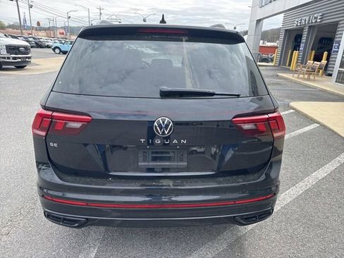 Used 2023 Volkswagen Tiguan SE R-Line image 6