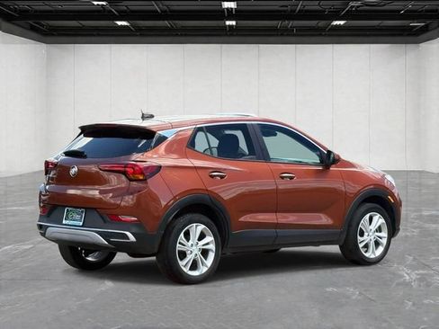 Used 2020 Buick Encore GX Preferred w/ Cold Weather Comfort Package AWD/4WD image 5
