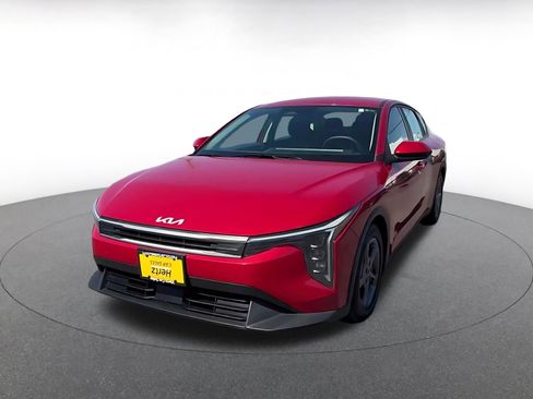 Used 2025 Kia K4 FWD image 4