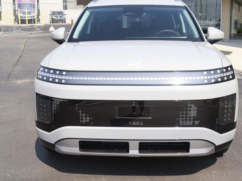 New 2026 Hyundai Ioniq 9 SEL image 10