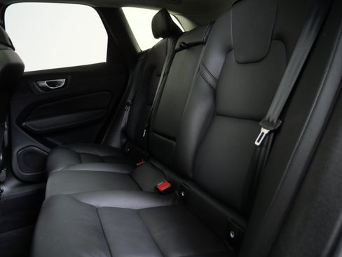 Used 2025 Volvo XC60 B5 Plus w/ Climate Package AWD/4WD image 17