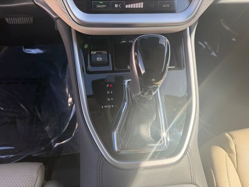 Certified 2025 Subaru Legacy Limited AWD/4WD image 28