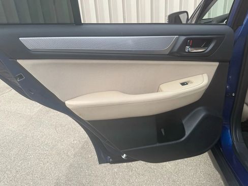 Used 2015 Subaru Outback 2.5i Premium image 17