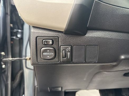 Used 2017 Toyota Corolla LE w/ Carpet Mat Package (TMS) image 13