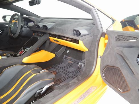 Used 2023 Lamborghini Huracan Tecnica image 77