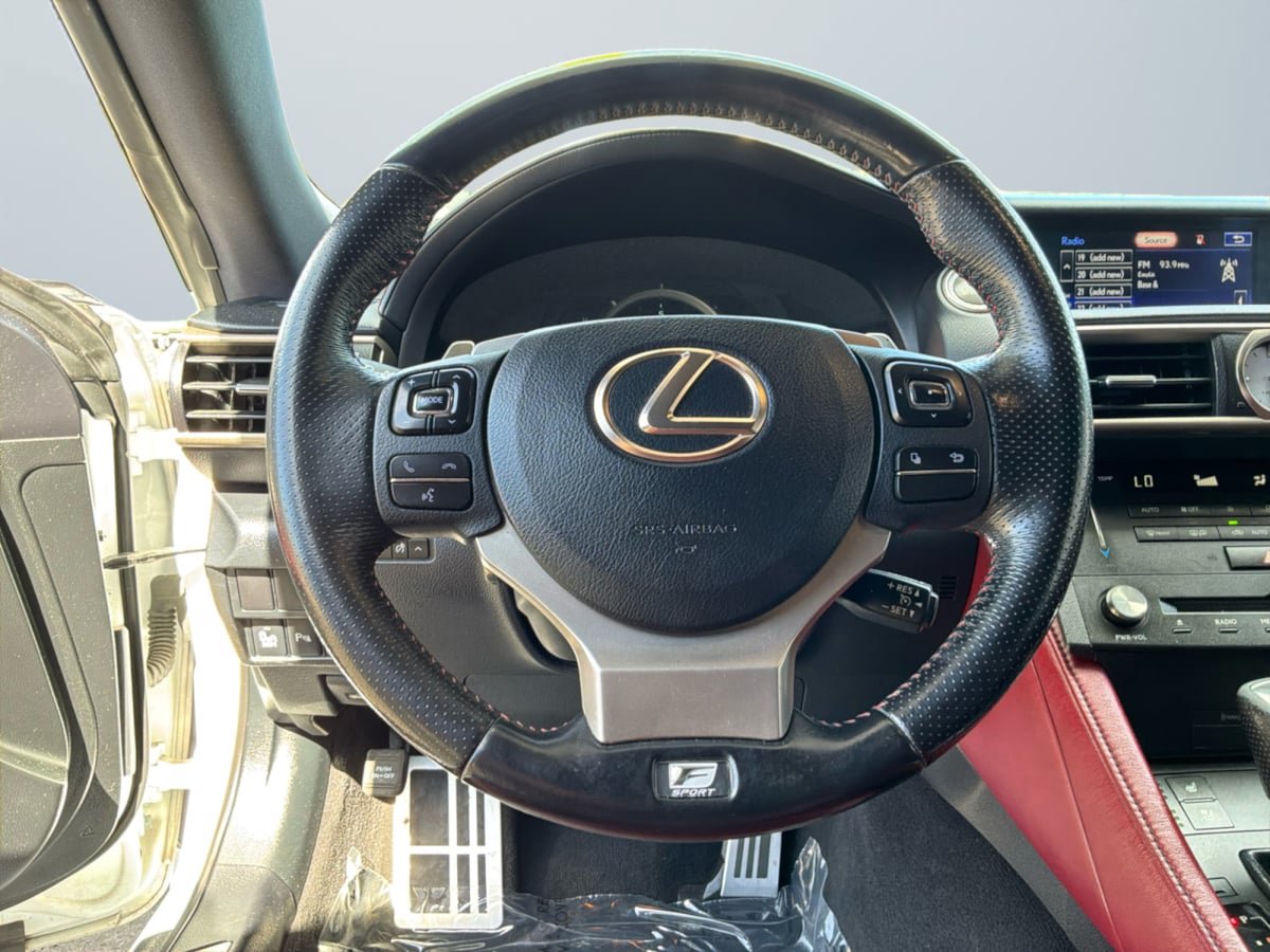 Used 2017 Lexus RC 200t F Sport RWD image 11