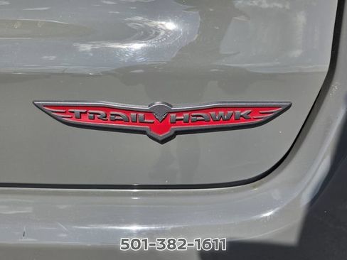 Used 2022 Jeep Compass Trailhawk w/ Trailhawk Convenience Group AWD/4WD image 6